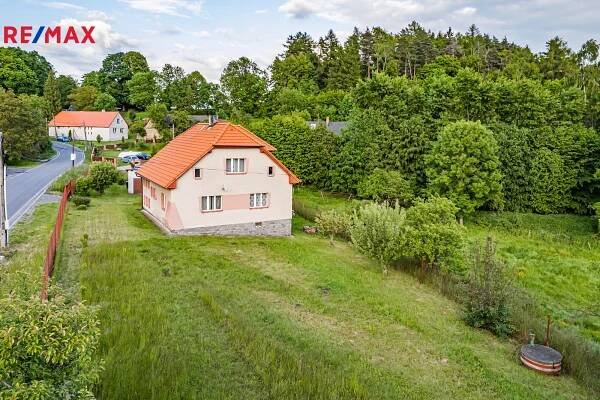 Prodej rodinného domu Budenín | Reality.iDNES.cz 