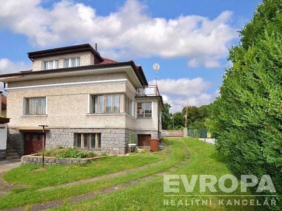 Prodej domu s velkou zahradou, Sedlčany, okres Příbram - EVROPA realitní kancelář