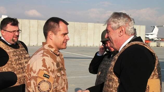 Prezident Miloš Zeman navštívil v Afghánistánu vojáky z Přáslavic