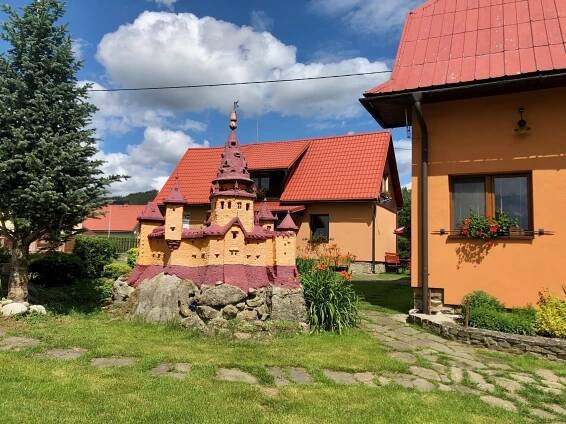 Fotogalerie - Ubytování u hrádečku Ubytování u Hrádečku se nachází na Prostřední Bečvě.