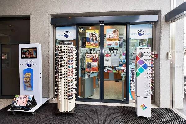 Otevřený voucher na nákup slunečních brýlí v Doctor Optic: 1000 Kč