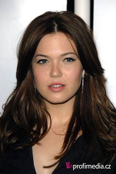 Mandy Moore - celebrity účes - HappyHair