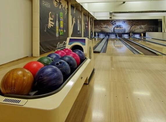 Absolutní Bowling