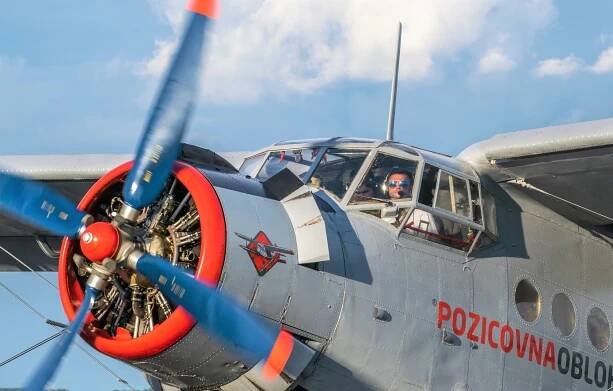 Neopísateľný let najväčším dvojplošníkom ANTONOV AN-2