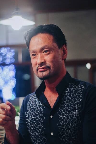 Birtish-Born and Japan-Based Freelance Writer