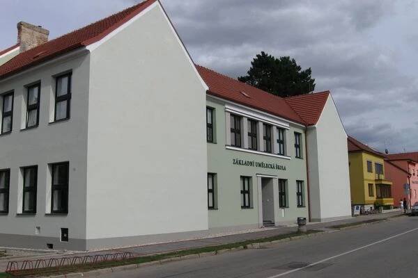 Základní umělecká škola Velké Bílovice, okres Břeclav foto 1