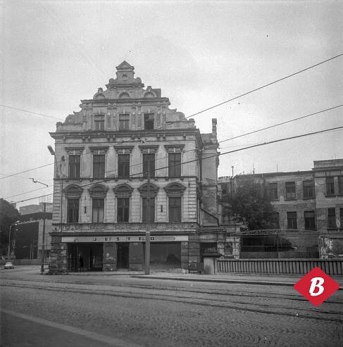 Starý obchodní dům Ještěd 1978 ( archiv Boveraclubu)