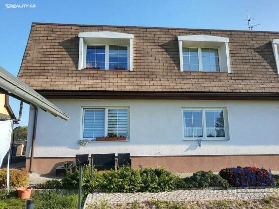 Pronájem bytu 1+kk 28 m², Moravská, Jaroměř - Cihelny