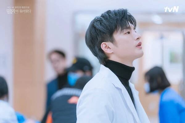In-guk Seo - Eoneu Nal Uri Jib Hyeongwaeuro Myeolmangyi Deuleowassda - Fotosky