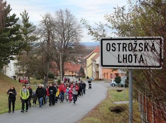 Silvestr na Svatém Antonínku byl v režii obcí Ostrožská Lhota a Blatnice
