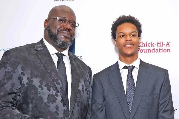 Shaquille O'Neal Cheers for Son, Shareef