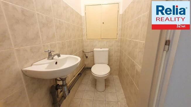 Pronájem pěkného bytu 2+kk, 60 m2 - Pardubice (Dukla)