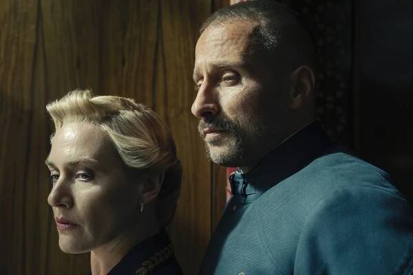 Režim - Nalezenec - Z filmu - Kate Winslet, Matthias Schoenaerts