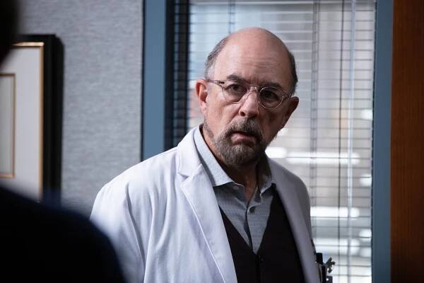 Dobrý doktor - Zlomenina - Z filmu - Richard Schiff