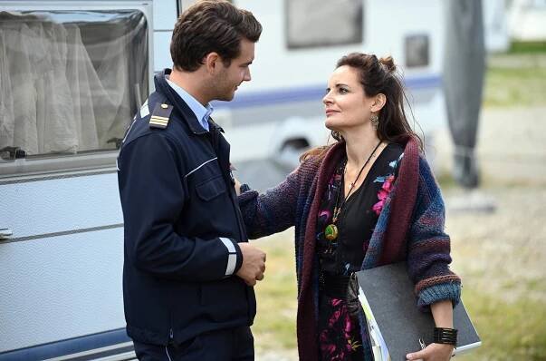 Pobřežní stráž - Drsný byznys (S05E06) (2020)