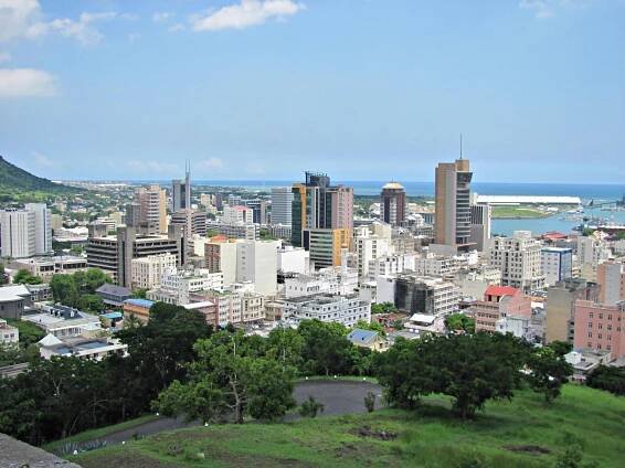 Soubor:Port Louis, Mauritius.jpg