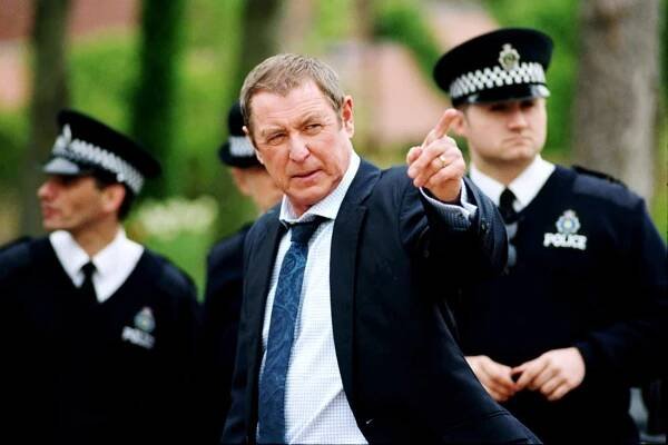 Herec John Nettles... šéfinspektor ze seriálu Vraždy v Midsomeru. Je to fakt sympaťák!