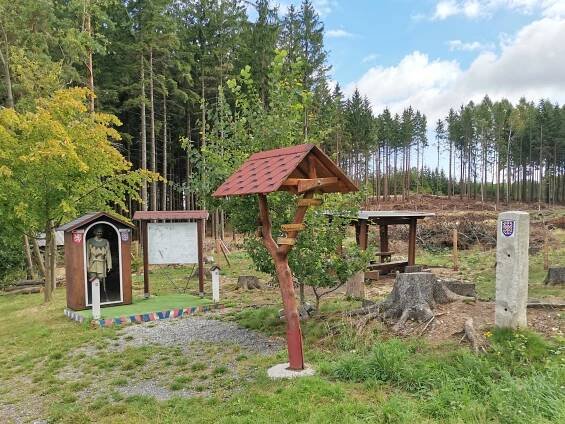 Zemská hranice u Sirákova - vysocina.eu