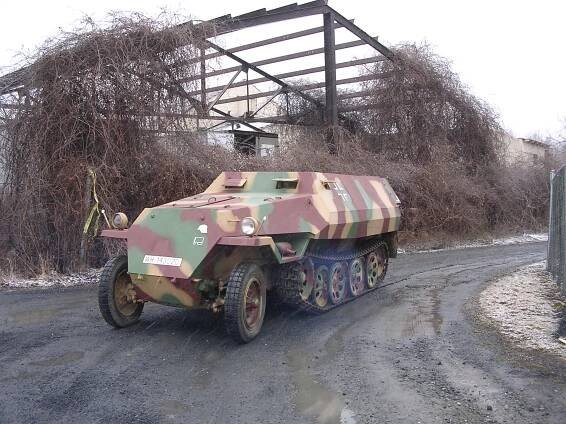 sdkfz 251, OT-810
