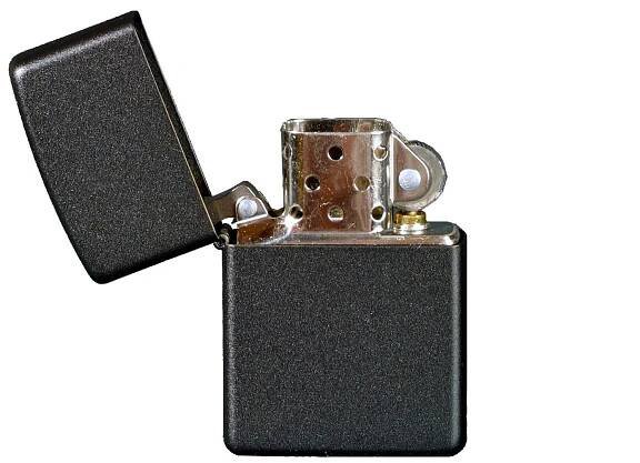 Zapalovač ZIPPO ČERNÝ