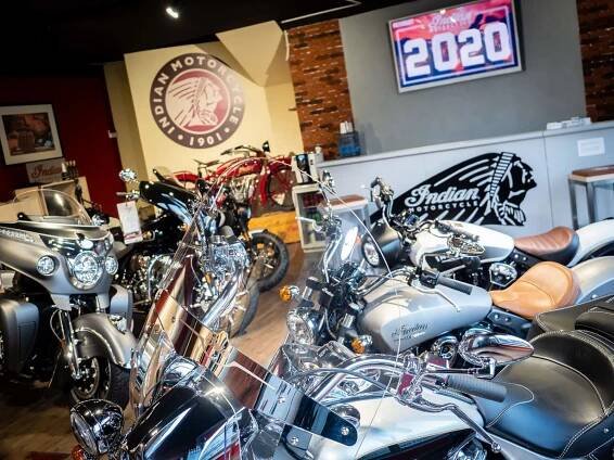 INDIAN MOTORCYCLE PÍSEK - TipMoto.com - motofirmy