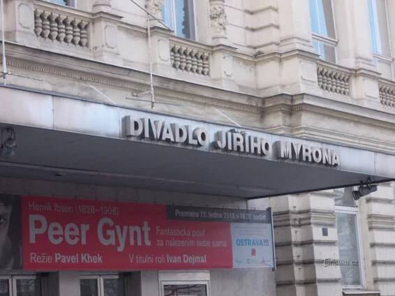 Divadlo Jiřího Myrona z konca 19.storočia, do dnešného dňa prešlo niekoľkými rek