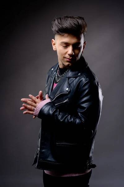 Zpěvák Jan Bendig plánuje velký koncert. V únoru vystoupí ve Forum Karlín | Radiožurnál