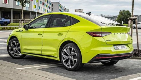 Test Škoda Enyaq Coupé RS iV (2022): co na ni petrolheadi?