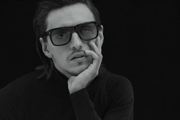 Galerie: Světoznámý baletní umělec Sergej Polunin je hvězdou nové kampaně | Elle.cz