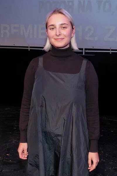 FOTO: Anastázie Landová se vydala na hudební dráhu. – stránka 14