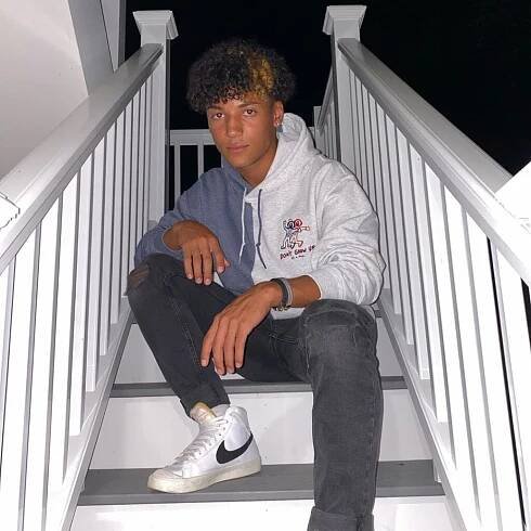 Maximo Rivano Age, Height, Biography 2024 Wiki, Net Worth, Girlfriend - Trusted Networth of Famours Celebr...