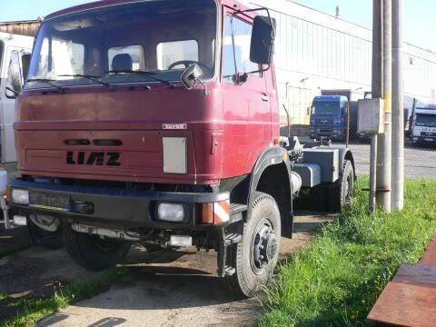 Liaz 4x4 hákový nosič kontejnerů - Prodám liaz 4x4 hákový nosič kontejnerů auto je po generální opravě. - agroBAZAR / AUTOMOBILY