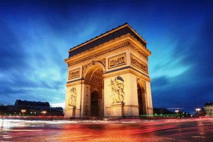 Paříž a Versailles pouze 1 prodloužený termín v roce