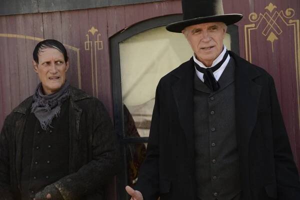 Christopher Heyerdahl, Tom Noonan - Hell on Wheels - Purged Away with Blood - Z filmu