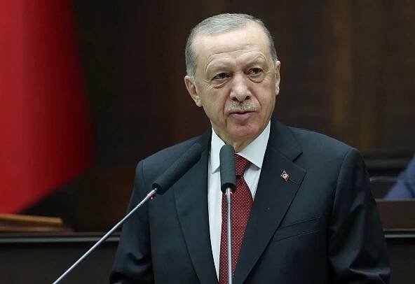 Izrael by se měl v Gaze chovat jako stát, ne jako teroristé, řekl Erdogan