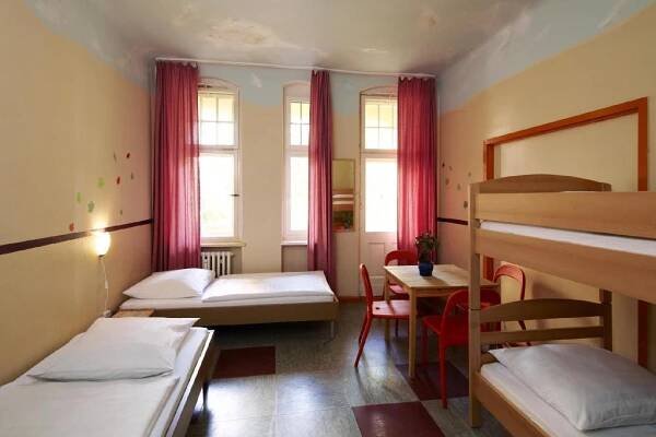 Bed in Quad Room - Pokoj pro hosty