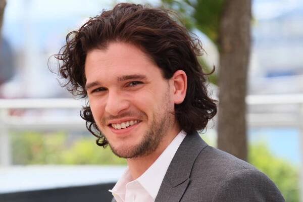 Dvojnásobný otec Kit Harington chtěl přivést Jona Snowa zpět na obrazovky. Nenašli ale pro něj vhodný příběh