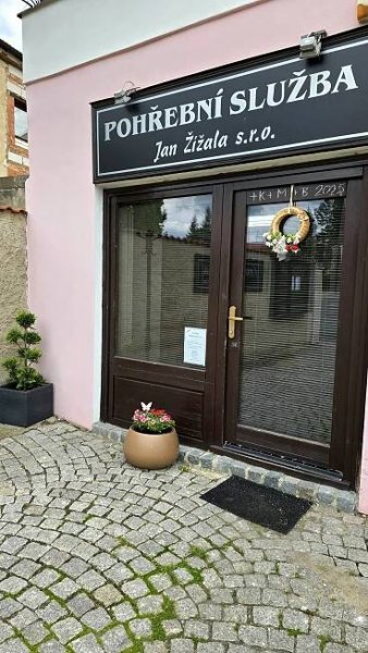 Pohřební služba Jan Žížala | Smuteční služby, vyřízení pohřbu - Český Brod
