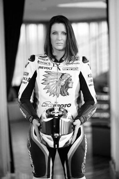 Veronika Hankocyová – profesionální motocyklová závodnice