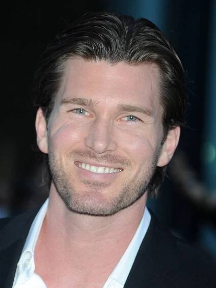 Christopher Russell - Actor
