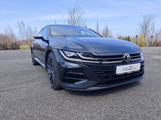 Arteon Shooting Brake "R" / DPH/ Tažné/ 235kW/ Pano - Děčín