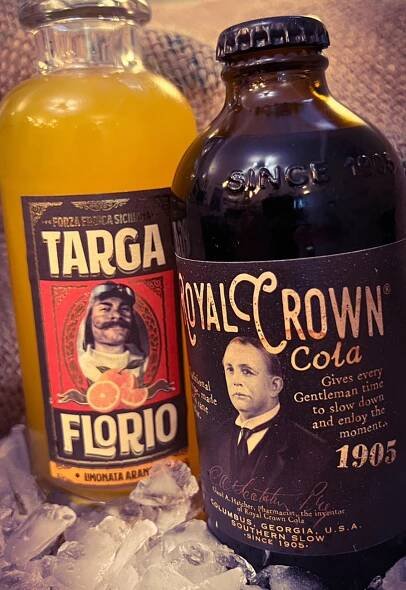 TARGA FLORIO POMERANČ A ROYAL CROWN COLA