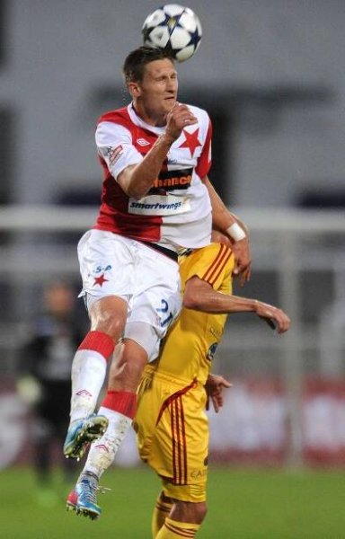 FOTBAL: Petroušovi nezbývalo, než hrát vabank. A sázka na risk mu v derby vyšla dokonale