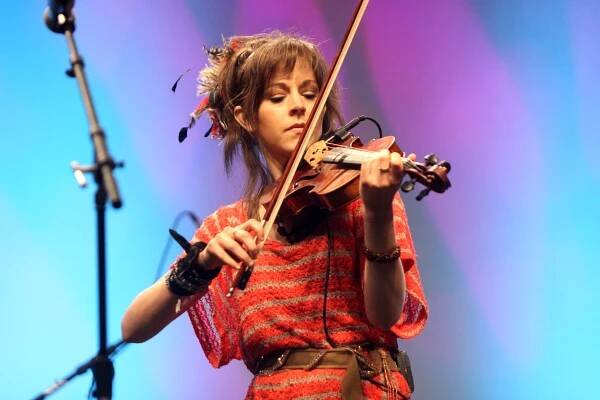 Soubor:Lindsey Stirling (7486855766).jpg – Wikipedie