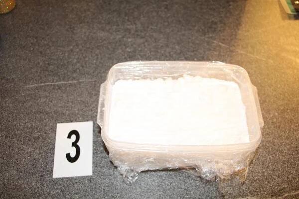 Gang obchodoval s drogami, působil i v Karlovarském kraji