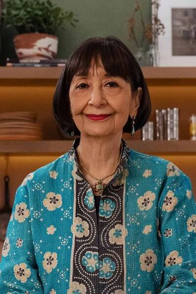 Madhur Jaffrey Teaches Indian Cooking