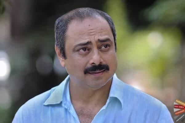 Sachin Khedekar - Biography, Height & Life Story | Super Stars Bio