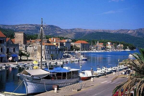 Autem do Chorvatska: nejkrásnější místa na dovolenou - e-booking.cz
