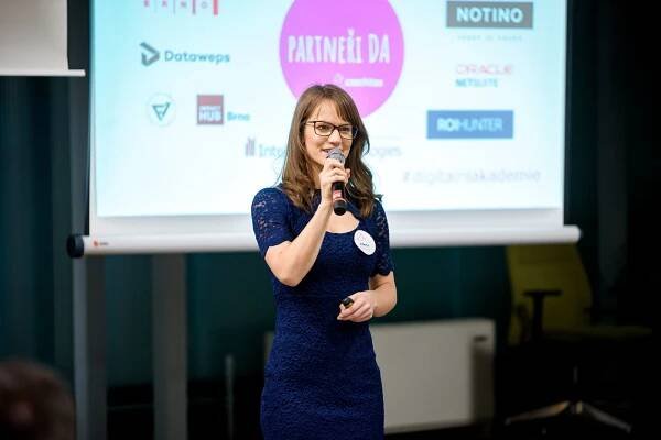 Fotka: Lenka Franců, Business & Production Manager Brno v Czechitas