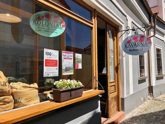 Kavárna s pražírnou KOLONIAL, Jindřichův Hradec - recenze - Podrobné recenze